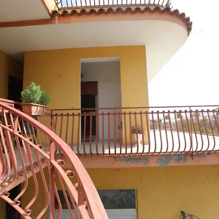 Casa Paladino Apartment Giardini-Naxos